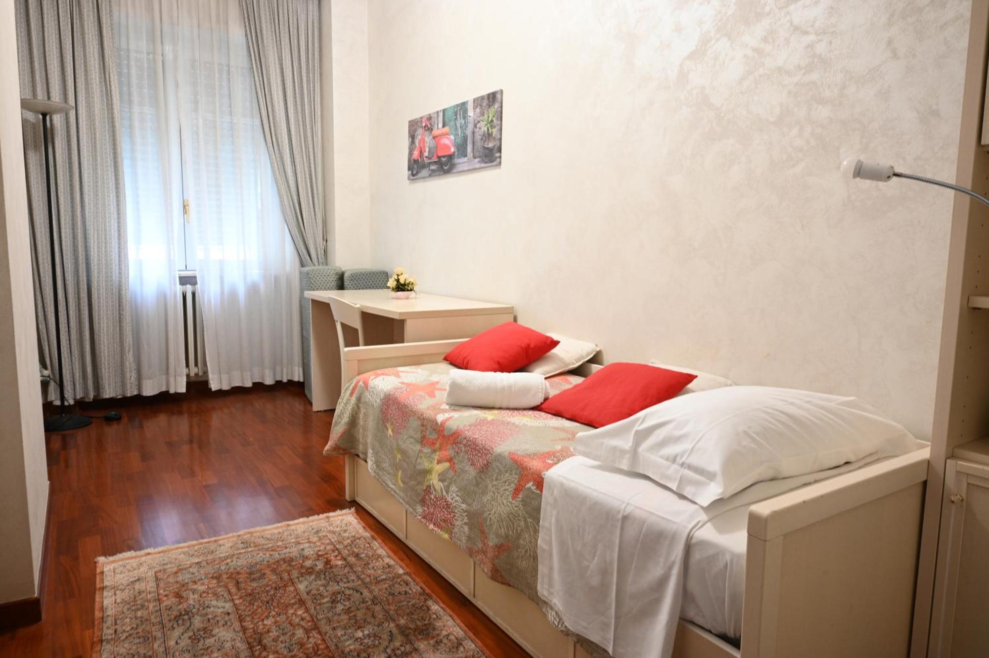 Marco'S Apartment Colosseum Ρώμη Εξωτερικό φωτογραφία